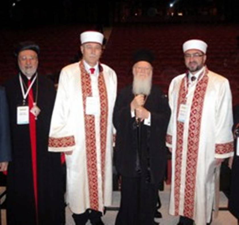 Τουρκικά "πανηγύρια" για τη φωτο του Πατριάρχη
