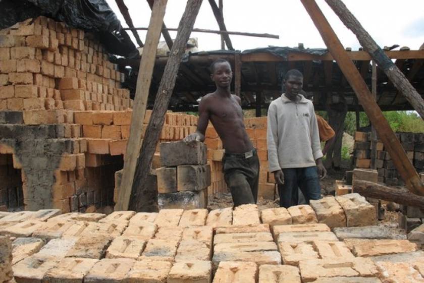 Ζάμπια: Συνεχίζονται οι εξαγωγές μετάλλου
