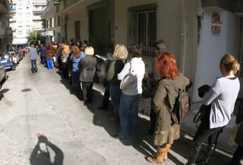 Ένα εκατομμύριο οι άνεργοι στην Ελλάδα