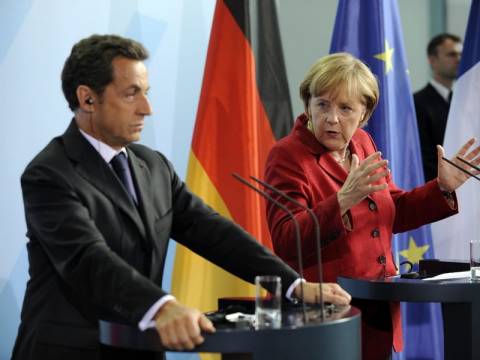 Κρίσιμο τετ α τετ Μέρκελ - Σαρκοζί  για τη θωράκιση της ευρωζώνης