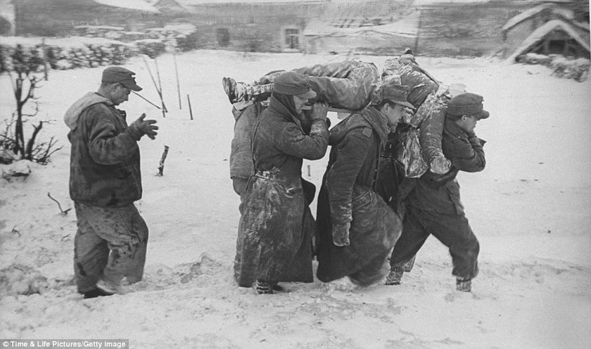 Αδημοσίευτες φωτογραφίες από τον Β’ Παγκόσμιο πόλεμο 