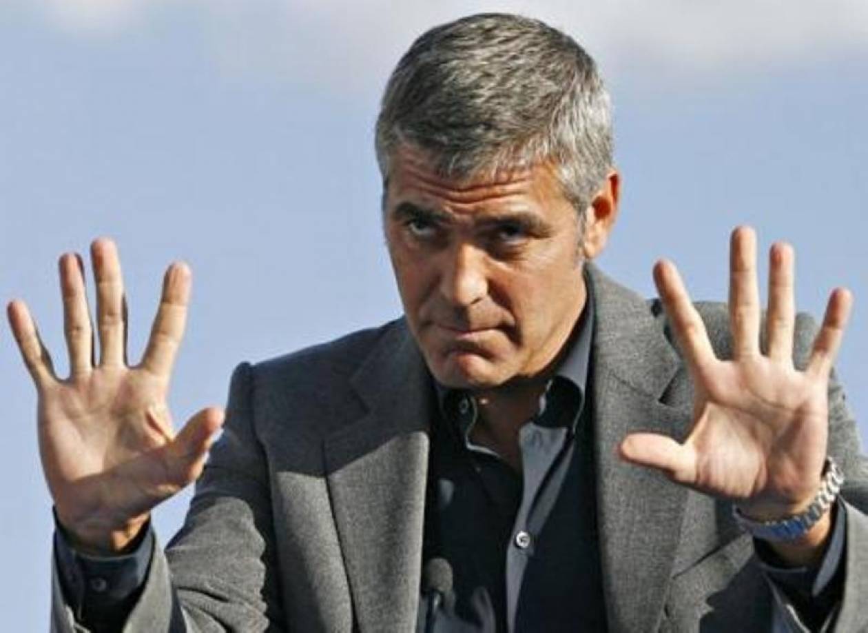 Джордж Клуни руки