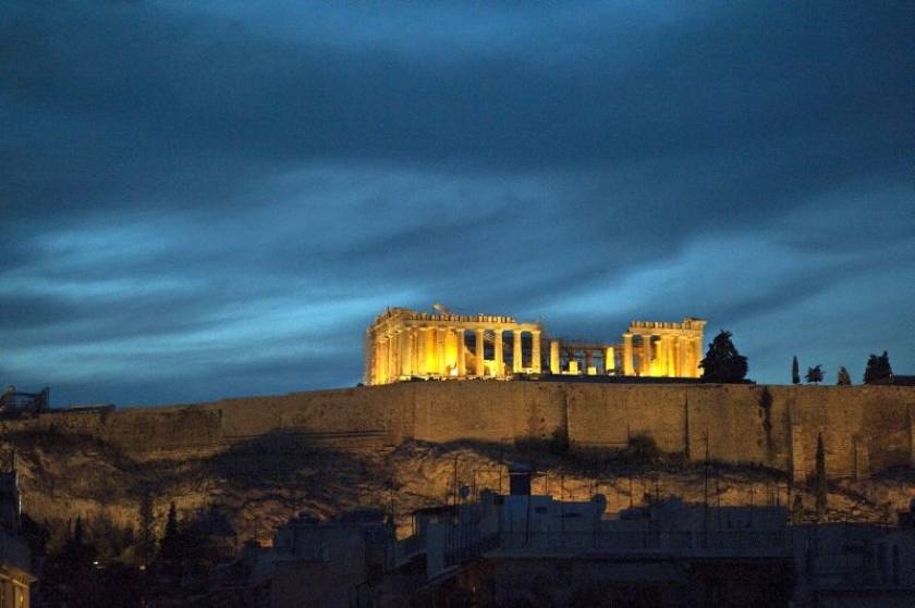 Bloomberg: Αναπόφευκτο ένα τρίτο πακέτο διάσωσης της Ελλάδας