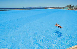 Δεν θα πιστεύετε πως είναι η μεγαλύτερη πισίνα στον κόσμο! (pics)