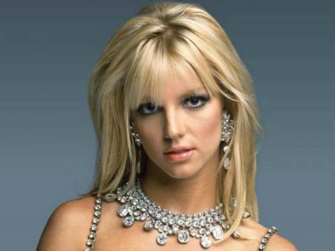 H Britney Spears tweetάρει το μαυρισμένο της κορμί!