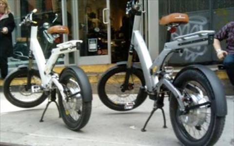 Με ηλεκτρικά ποδήλατα οι αστυνομικοί στην Καβάλα