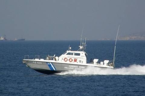 Κινδύνεψαν άτομα από βύθιση αλιευτικού σκάφους στη Λευκάδα