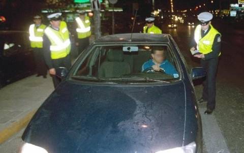 Μεθυσμένος οδηγός παρέσυρε ότι βρήκε μπροστά του στη Μυτιλήνη