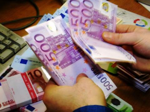 Μέσω τράπεζας οι συναλλαγές που ξεπερνούν τα 500 ευρώ