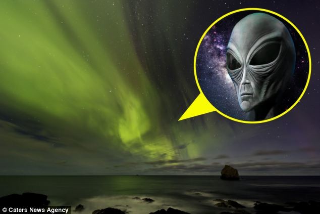 Εξωγήινη μορφή εμφανίστηκε στο Βόρειο Σέλας (pics)