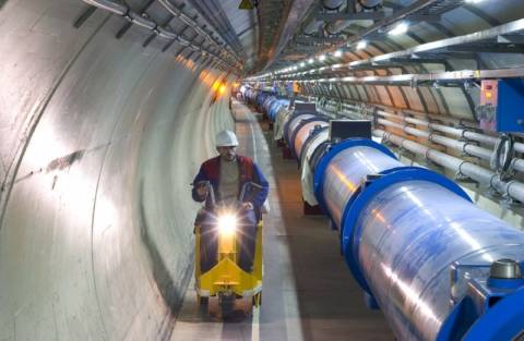 Σε «νάρκη» δύο ετών πέφτει ο επιταχυντής του CERN