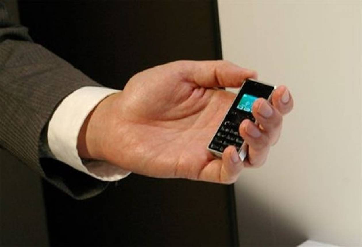 самый маленький телефон в мире фото