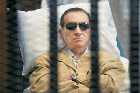 Αίγυπτος: Αναβλήθηκε η νέα δίκη Μουμπάρακ