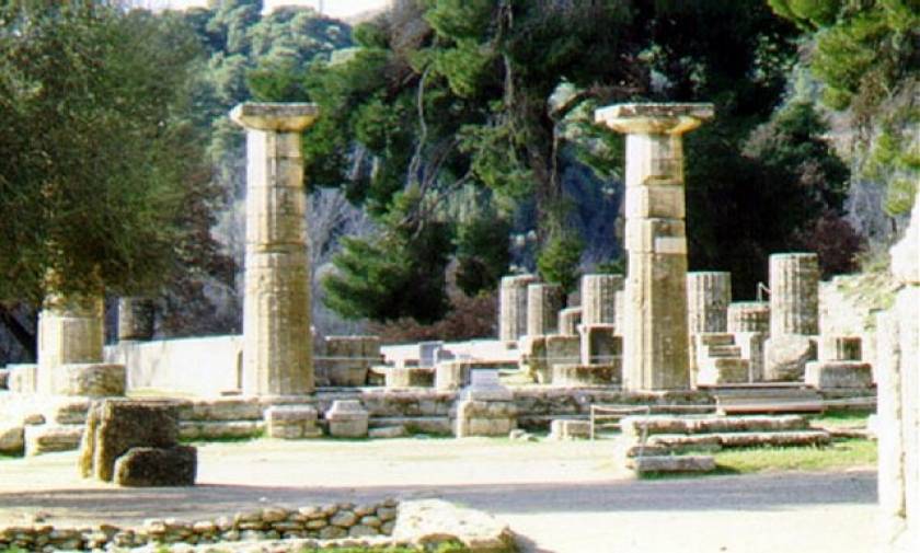 Ζήλεψαν τη γύμνια των αγαλμάτων στην Αρχαία Ολυμπία και…