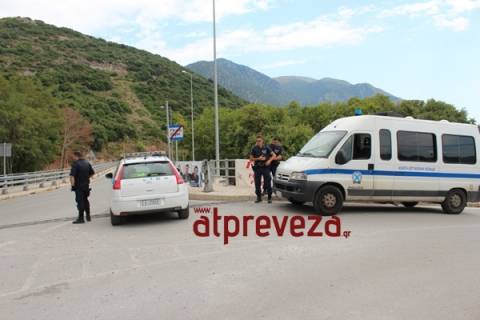 Θεσπρωτία: Τα μπλόκα της ΕΛ.ΑΣ. για τους Αλβανούς δραπέτες (pics)