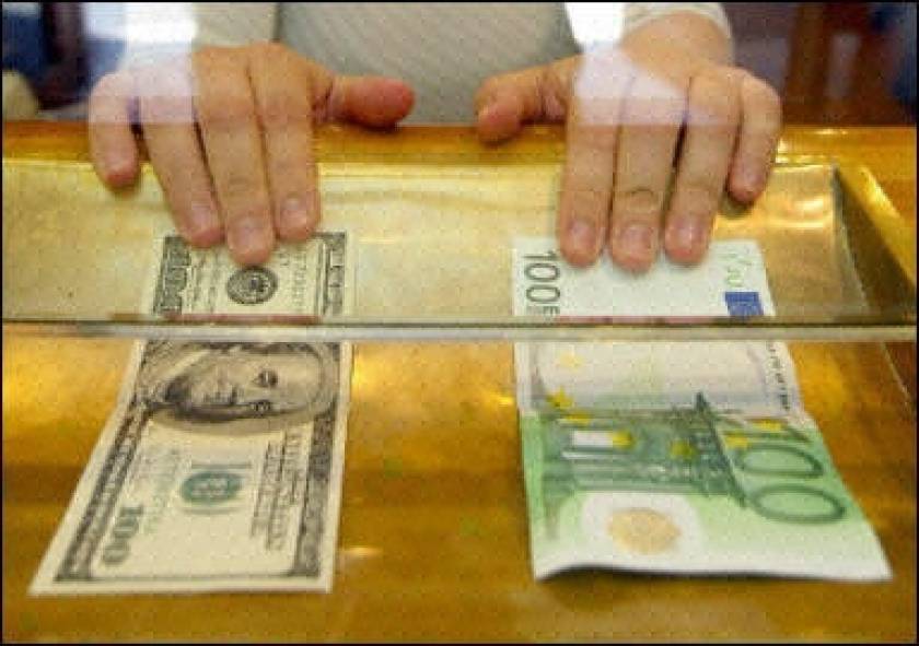 Το ευρώ σημειώνει άνοδο 0,07% και διαμορφώνεται στα 1,3272 δολάρια