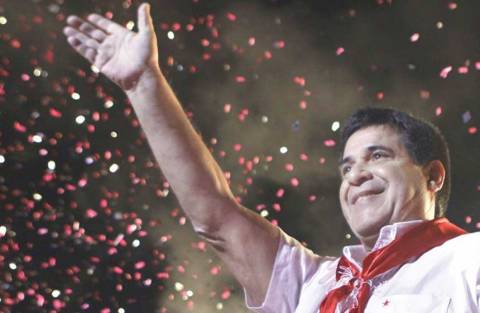 Ο νέος πρόεδρος της Παραγουάης θα δίνει το μισθό του σε ενορία