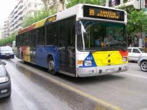 Θεσσαλονίκη: Επεισόδιο με νεαρούς που ήθελαν να γράψουν λεωφορείο