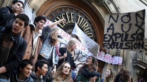 Παρίσι: Καταλήψεις σε σχολεία λόγο απέλασης δυο αλλοδαπών μαθητών
