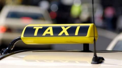 Συλλήψεις οδηγών ταξί για «πειραγμένα» ταξίμετρα