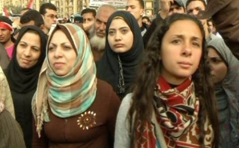 Οι αρχές κρατούν 22 γυναίκες μέλη της Μουσουλμανικής Αδελφότητας