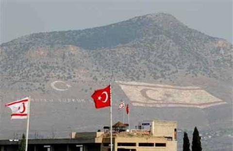 ΥΠΕΞ: Η προκλητική εμμονή της Τουρκίας περιπλέκει το Κυπριακό
