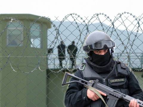 Συναγερμός στην Ελλάδα για την απόδραση των πάνοπλων Αλβανών κακοποιών