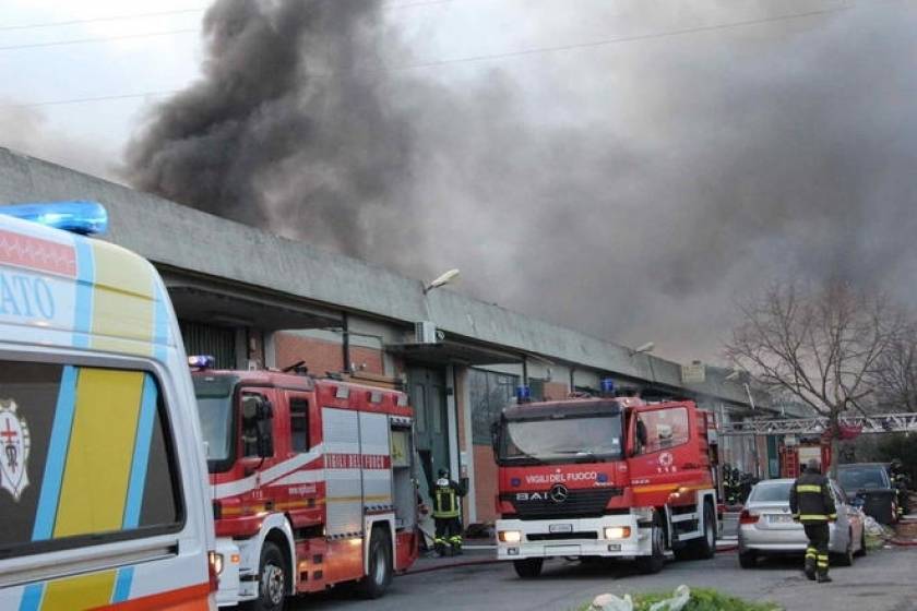 Στους επτά οι νεκροί από τη φωτιά στο εργοστάσιο του Πράτο