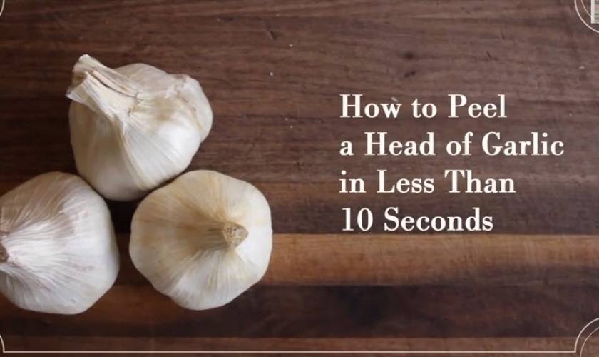 Πως μπορείς να ξεφλουδίσεις ένα σκόρδο σε 10 δευτερόλεπτα... (βίντεο)