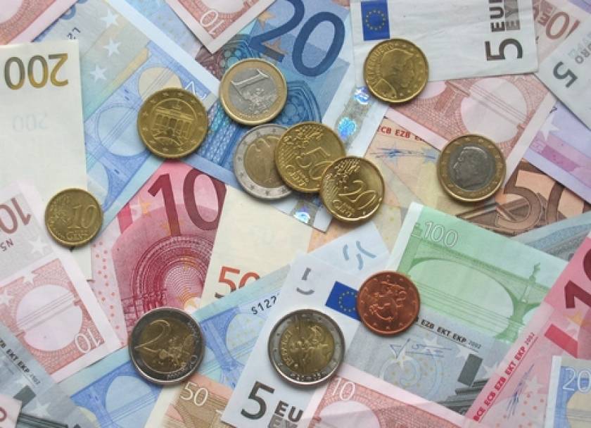 Οριακά εμπιστεύονται οι Αυστριακοί το ευρώ