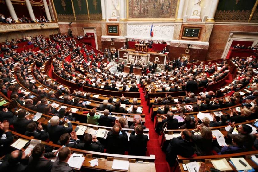 Το Γαλλικό κοινοβούλιο υιοθέτησε τον προϋπολογισμό του 2014
