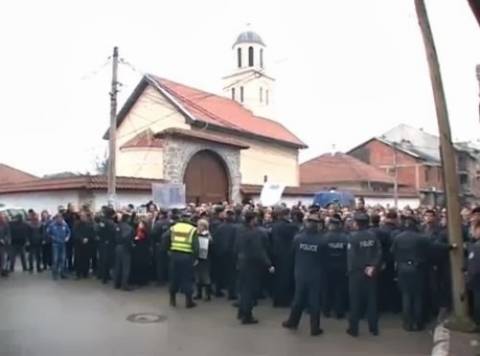 Κοσσυφοπέδιο: Αλβανοί εμπόδισαν την είσοδο πιστών σε μοναστήρι