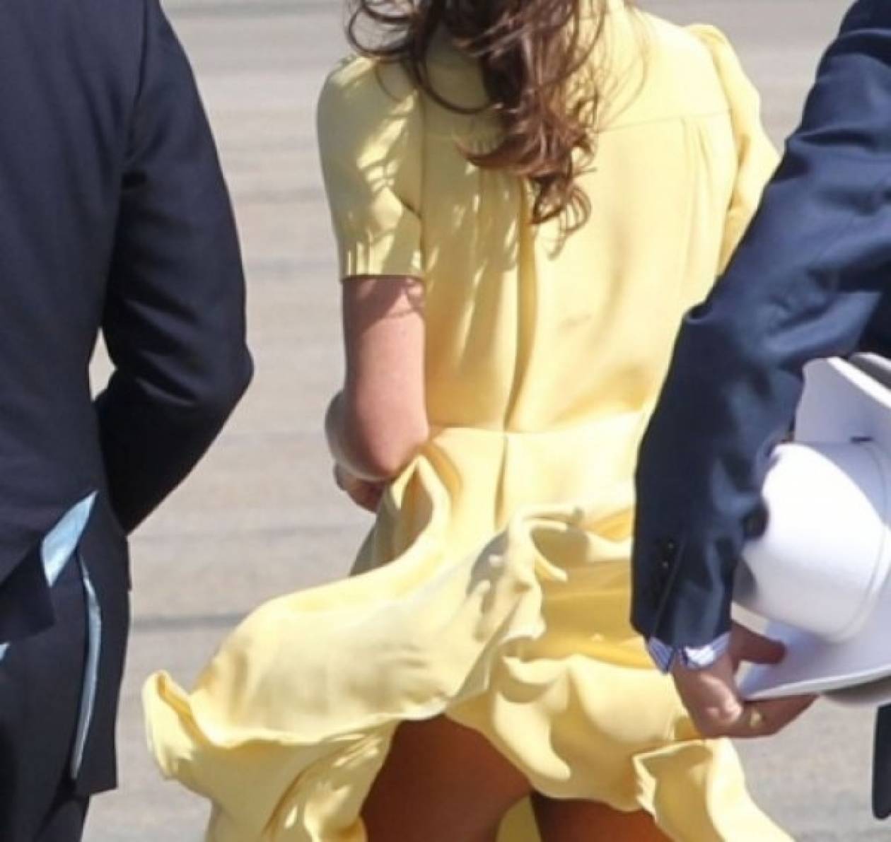 Ποιος απαγόρευσε στην Kate Middleton να φοράει μίνι φορέματα.