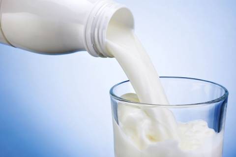Εισαγγελική έρευνα για την αύξηση στην τιμή του φρέσκου γάλακτος