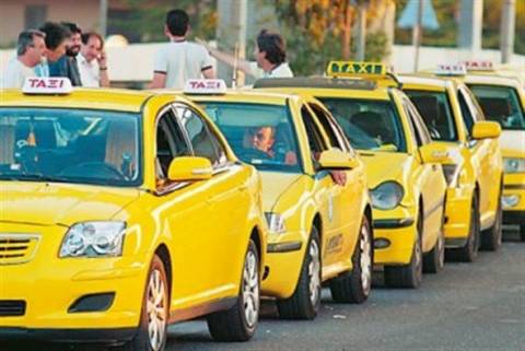 Δείτε τον νέο κατάλογο στα κόμιστρα των ταξί-Οι ειδικές επιβαρύνσεις