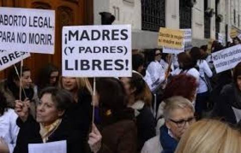 Ισπανία: Διαδήλωση για το δικαίωμα στις αμβλώσεις