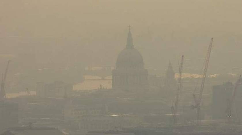 Συναγερμός στο Λονδίνο λόγω της επικίνδυνης αιθαλομίχλης
