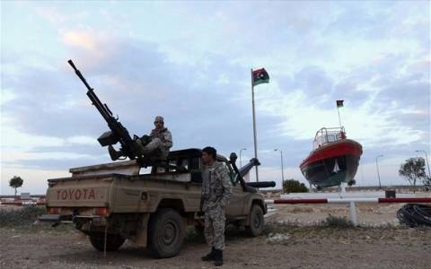 Λιβύη: Ξεκίνησε να λειτουργεί και πάλι το λιμάνι της Ζαουίγια
