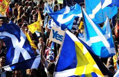 Βρετανία: Εκστρατεία κατά της ανεξαρτησίας της Σκωτίας