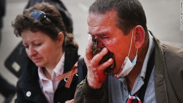 Σφοδρές μάχες στην Ουκρανία με νεκρούς και τραυματίες (pics +videos)
