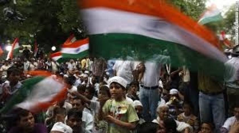 Ινδία: Το κόμμα του Ναρέντρα Μόντι φαίνεται να κερδίζει στις βουλευτικές εκλογές