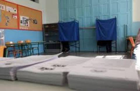 Εκλογές 2014: Δεν υπήρχε σφραγίδα σε εκλογικό κέντρο των Συκεών