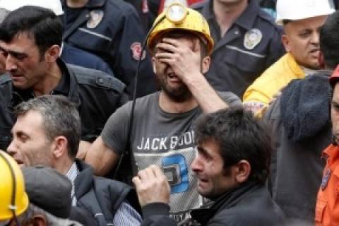 Τουρκία: Οι εργάτες των ορυχείων της Σόμα κήρυξαν απεργία