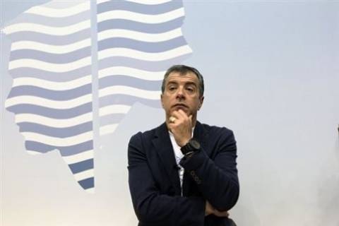 Ευρωεκλογές 2014 - ΣΥΡΙΖΑ και ΔΗΜΑΡ κατά Θεοδωράκη για την «πρώτη φορά»