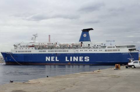 Θεσσαλονίκη: Έμεινε και πάλι από καύσιμα το πλοίο «Θεόφιλος»