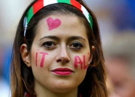 Παγκόσμιο Κύπελλο Ποδοσφαίρου 2014: Οι πιο σέξι γυναικείες παρουσίες (pics)