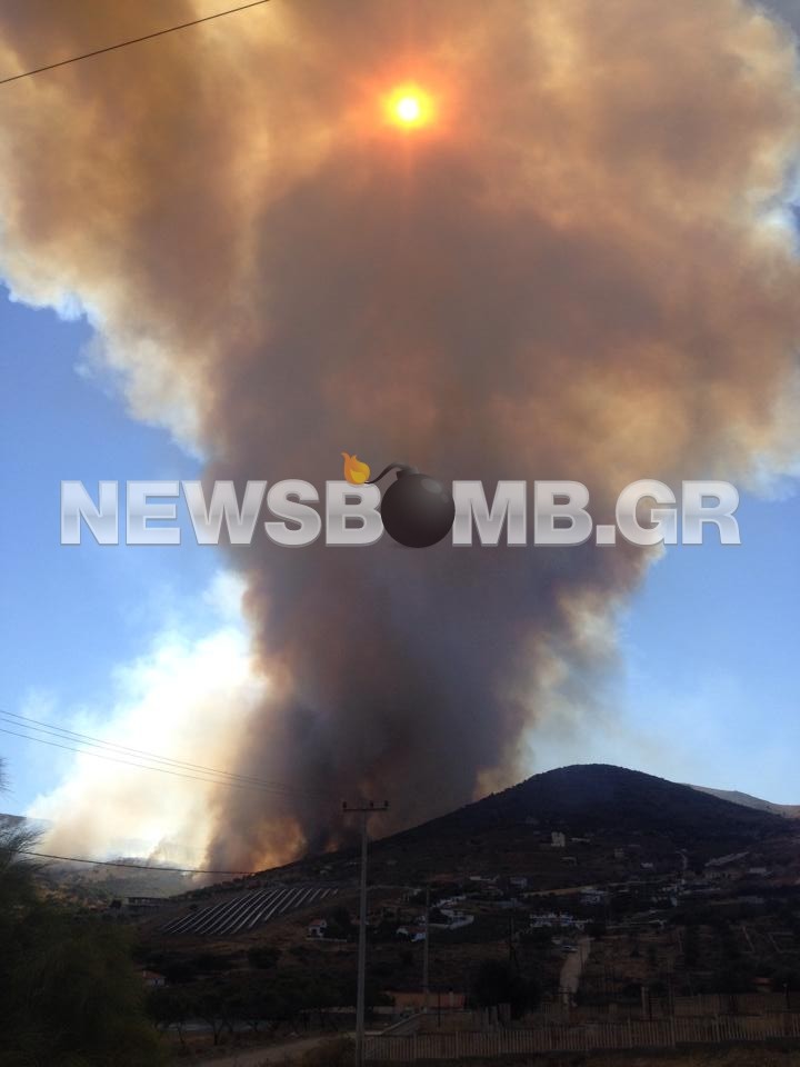Φωτιά Κερατέα: Δείτε τις φωτό που έστειλε επισκέπτης του Newsbomb.gr