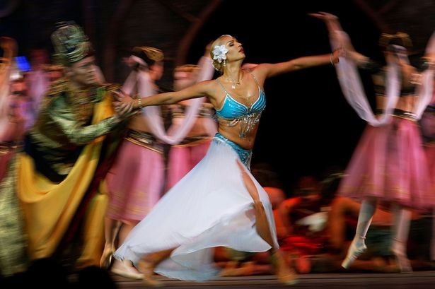 Ρωσία: Το σεξ με χορεύτρια των Μπολσόι τον έστειλε στο νοσοκομείο! (photos)