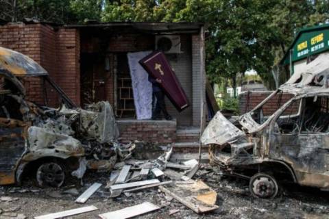 Ουκρανία: Καμία εκεχειρία στο Ντονέτσκ – 12 άμαχοι νεκροί