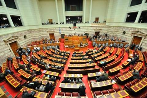 ΝΔ: Αναδρομικό έλεγχο της περιουσίας υπουργών ζητούν 21 βουλευτές